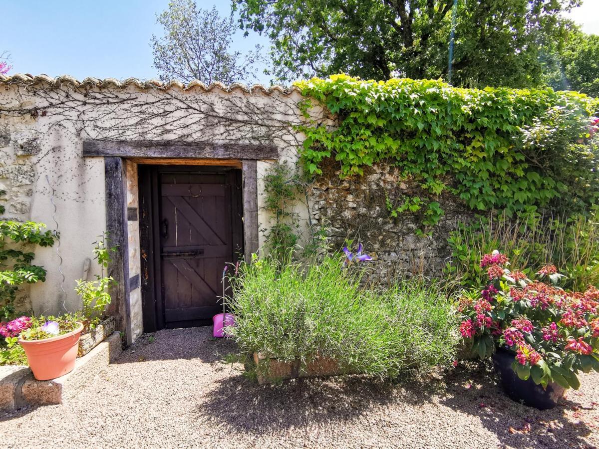 Bed and Breakfast Les Grozilles à Feuillade Extérieur photo